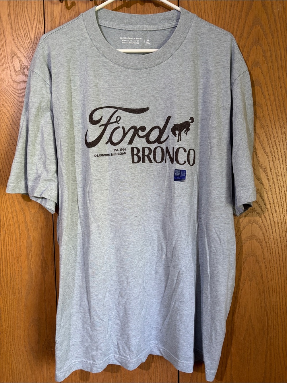 Abercrombie &Fitch XL Ford Bronco Men's Gray Logo T‑Shirt cotton